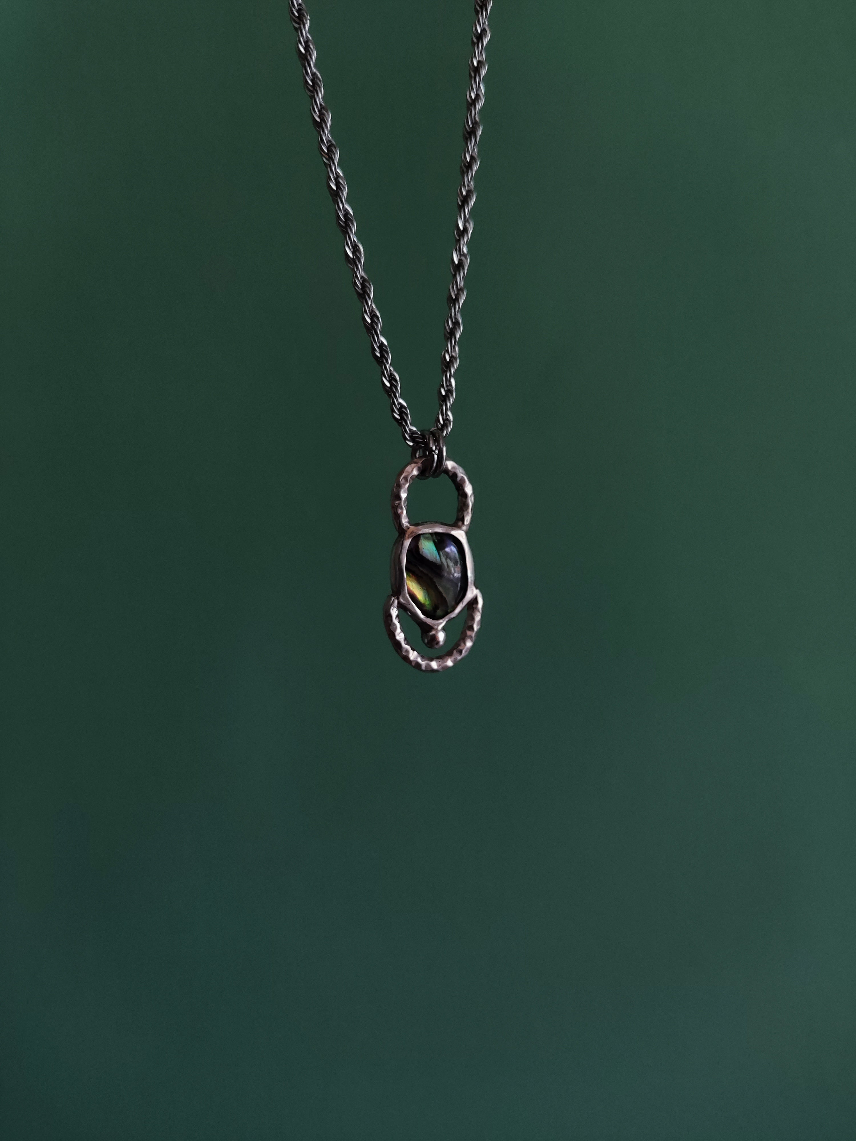 PAGONI NECKLACE