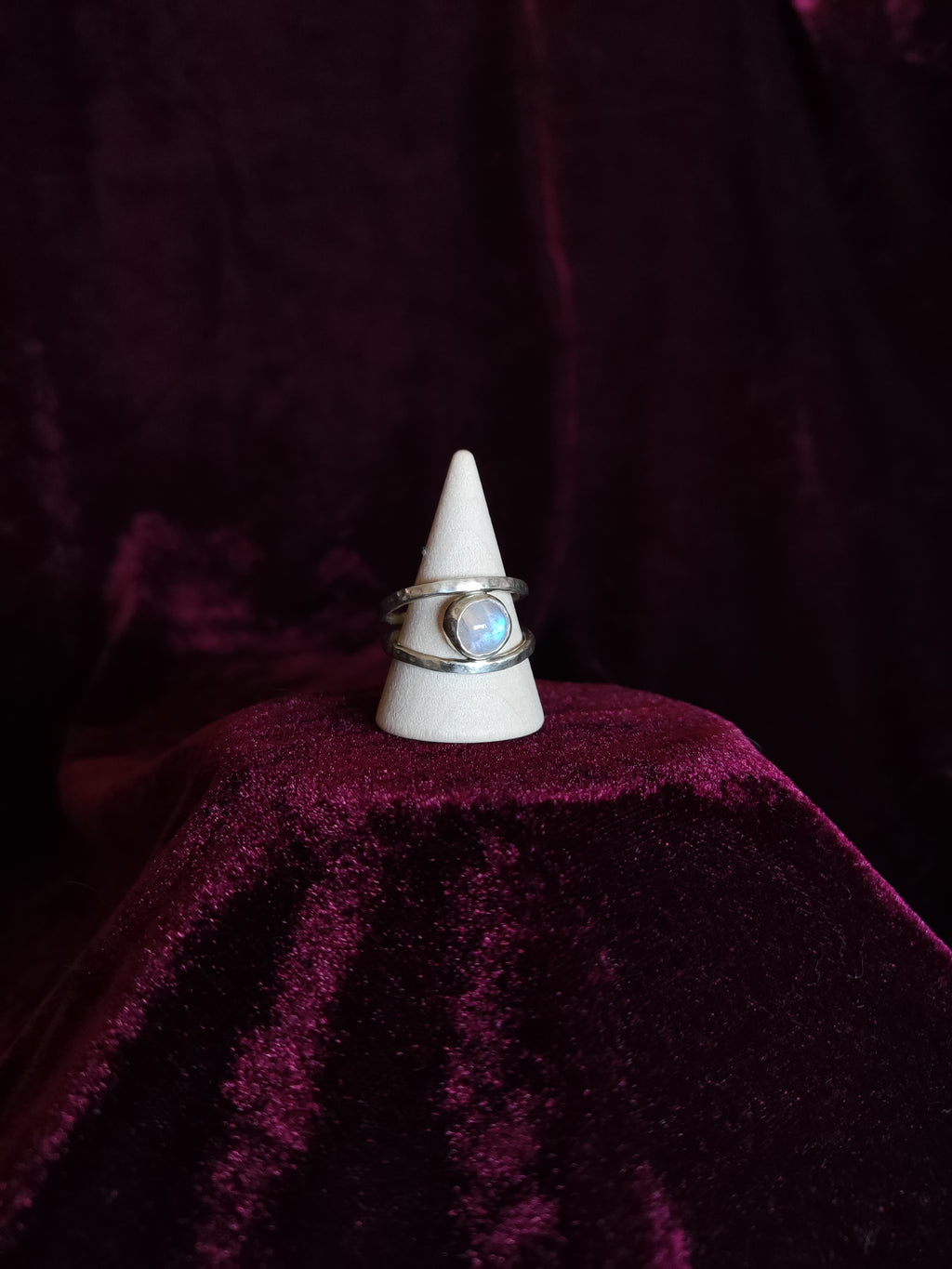 DITTOS MOONSTONE
