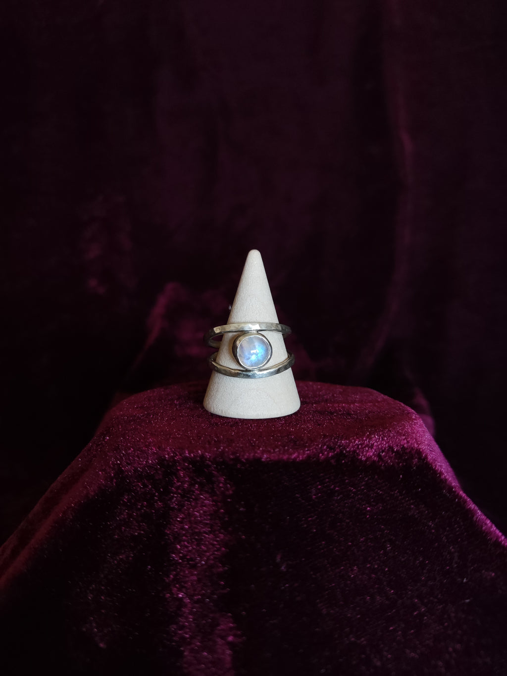 DITTOS MOONSTONE