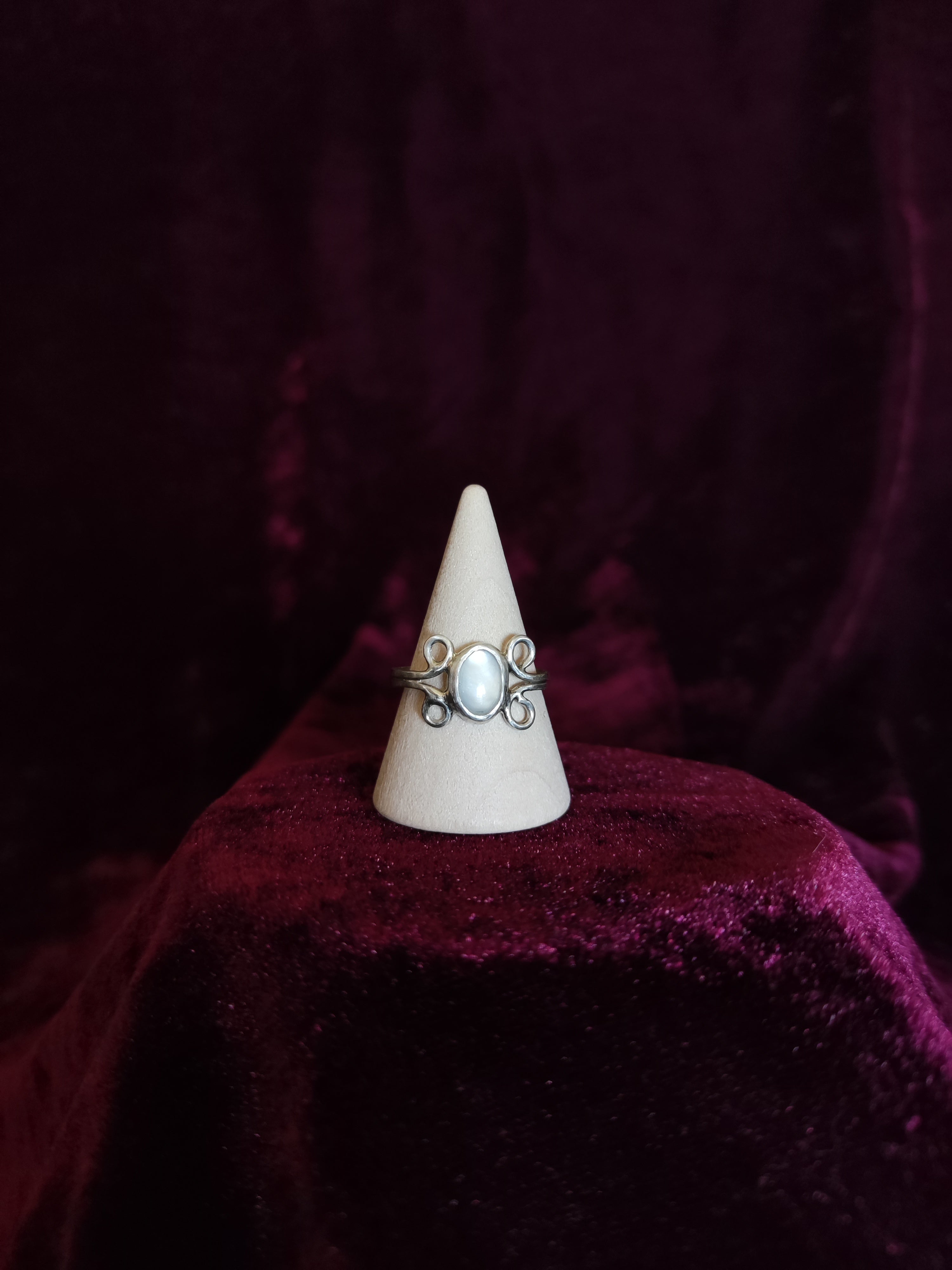 MARIPOSA MOTHER OF PEARL
