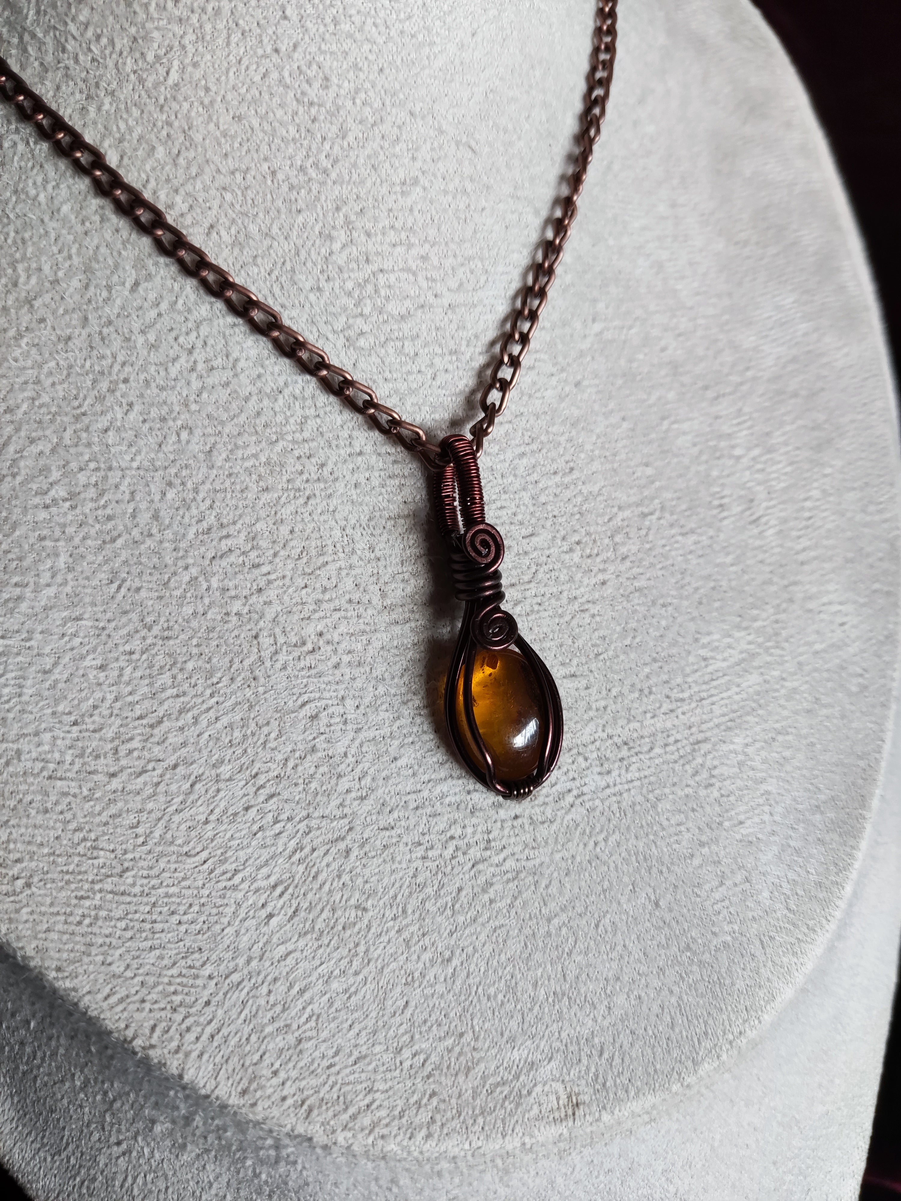 KLOUVI NECKLACE