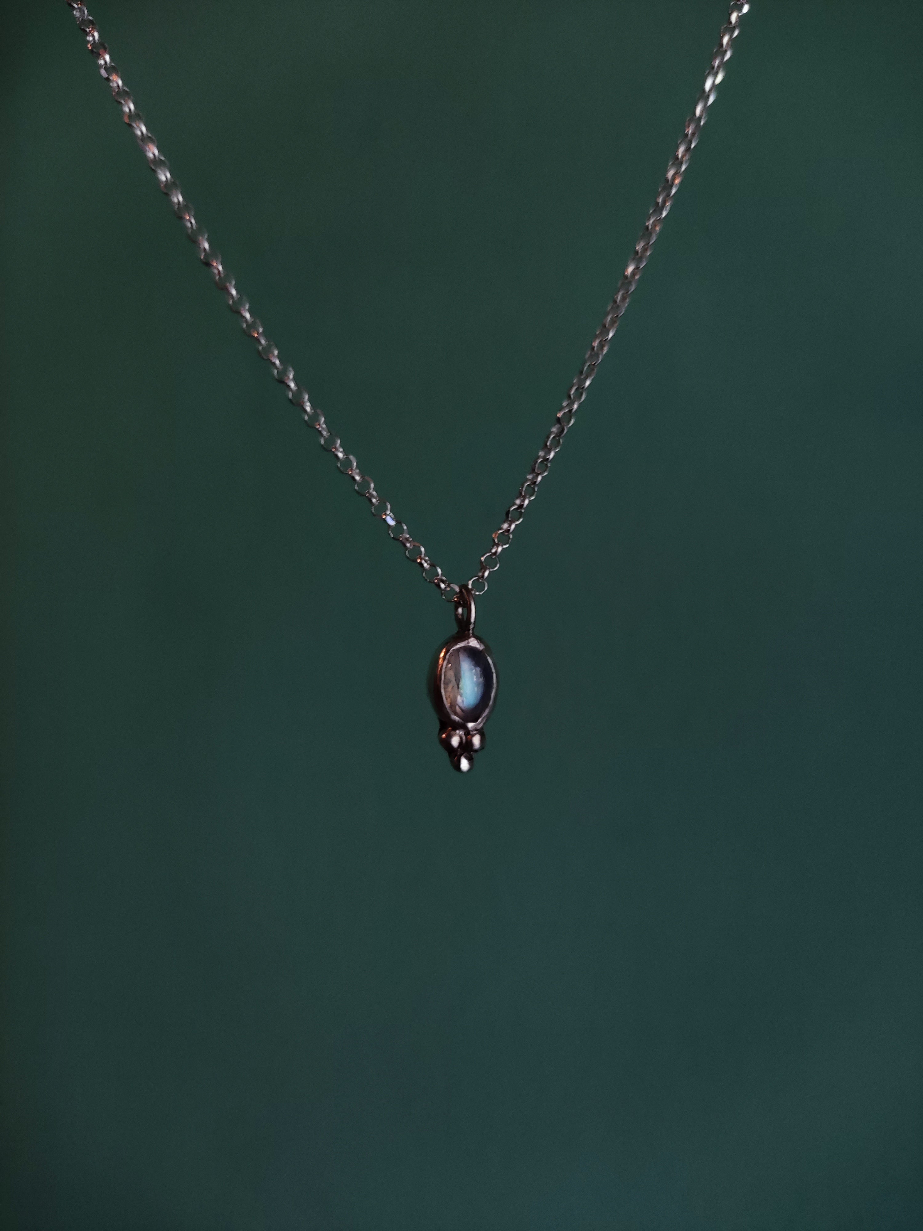 STAFYLI MOONSTONE